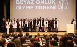 BİLGİ Sağlık öğrencileri beyaz önlüklerini giyerek mesleğe ilk adımlarını attı