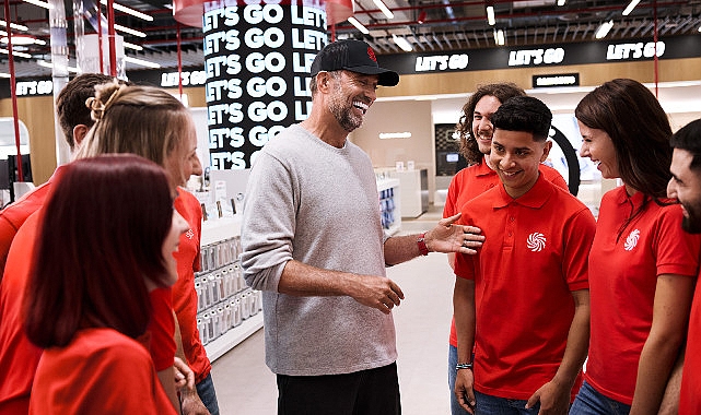 Efsane Teknik Direktör Jürgen Klopp MediaMarkt’ın Yeni Marka Elçisi oldu